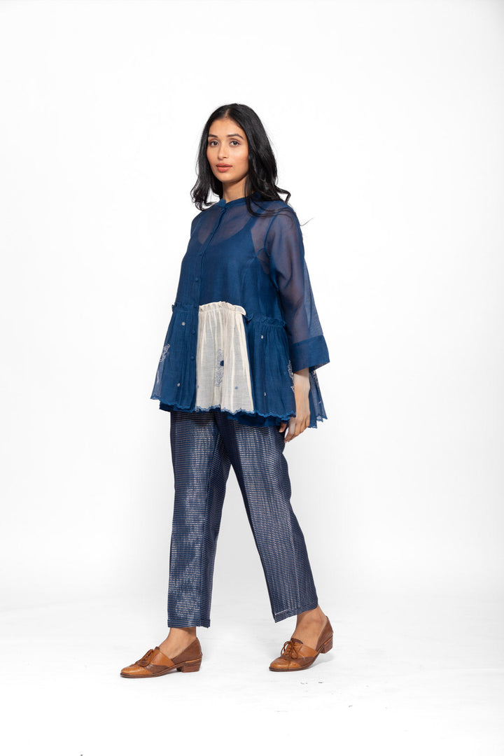 ROSETTE BLUE LILY SHORT TOP 1