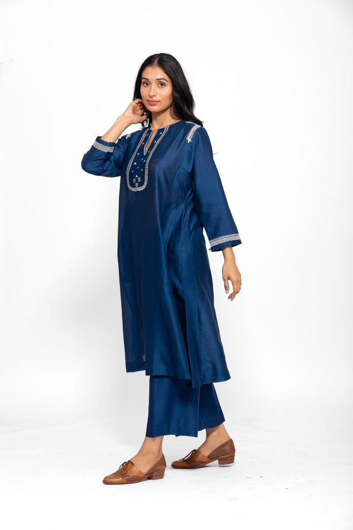 ROSETTE BLUE LILY GABA TUNIC SET 1
