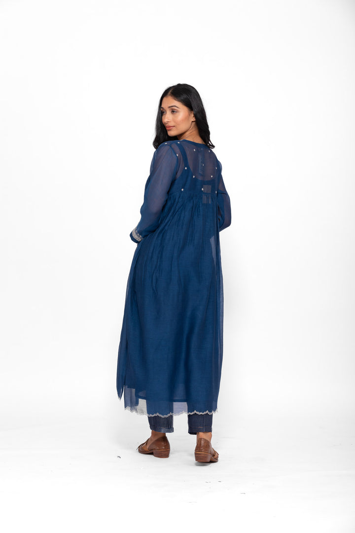 ROSETTE BLUE LILY TUNIC SET 4