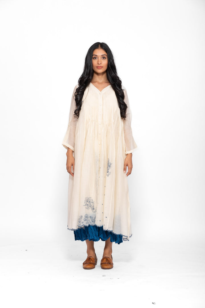 ROSETTE BLUE AND WHITE LILY KATE DRESS 1