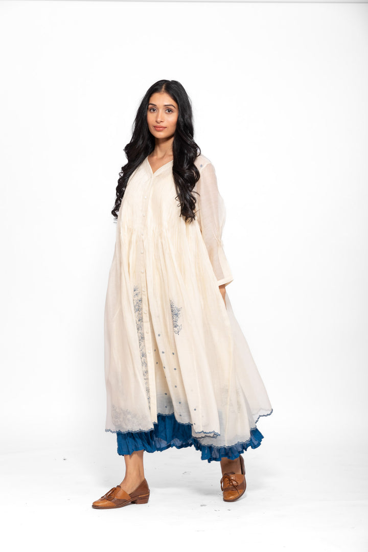 ROSETTE BLUE AND WHITE LILY KATE DRESS 1