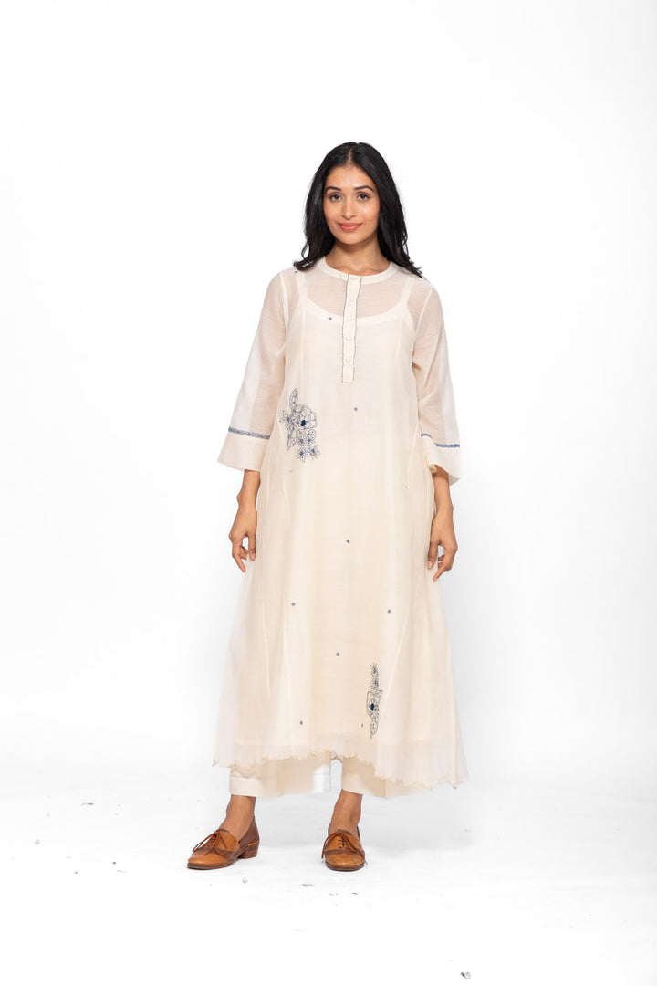 ROSETTE BLUE WHITE LILY TUNIC SET 4