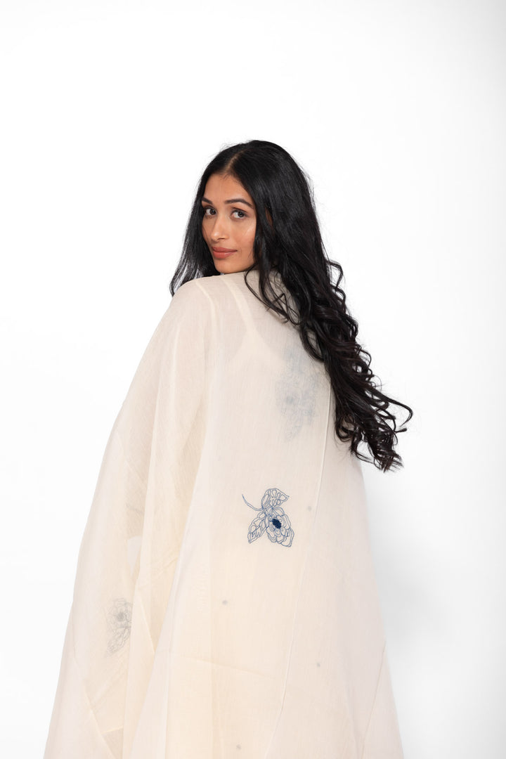 ROSETTE BLUE WHITE LILY TUNIC SET 4