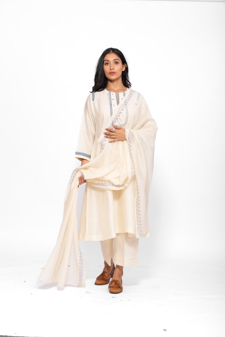 ROSETTE BLUE WHITE LILY GABA TUNIC SET 5