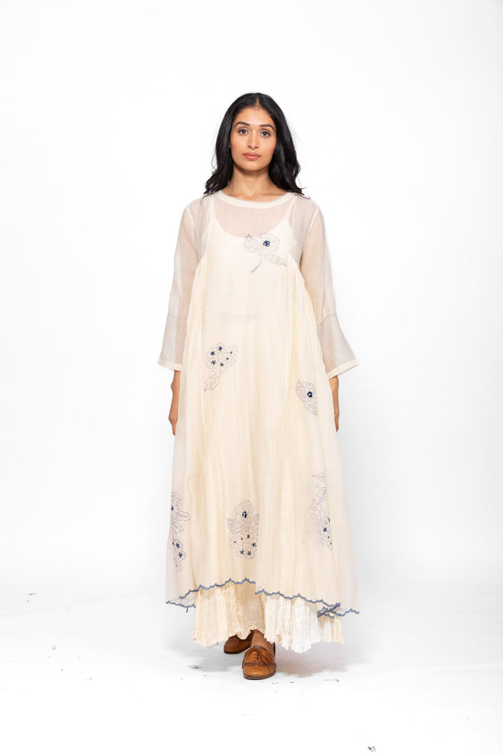 ROSETTE BLUE AND WHITE LILY RAYA DRESS 2