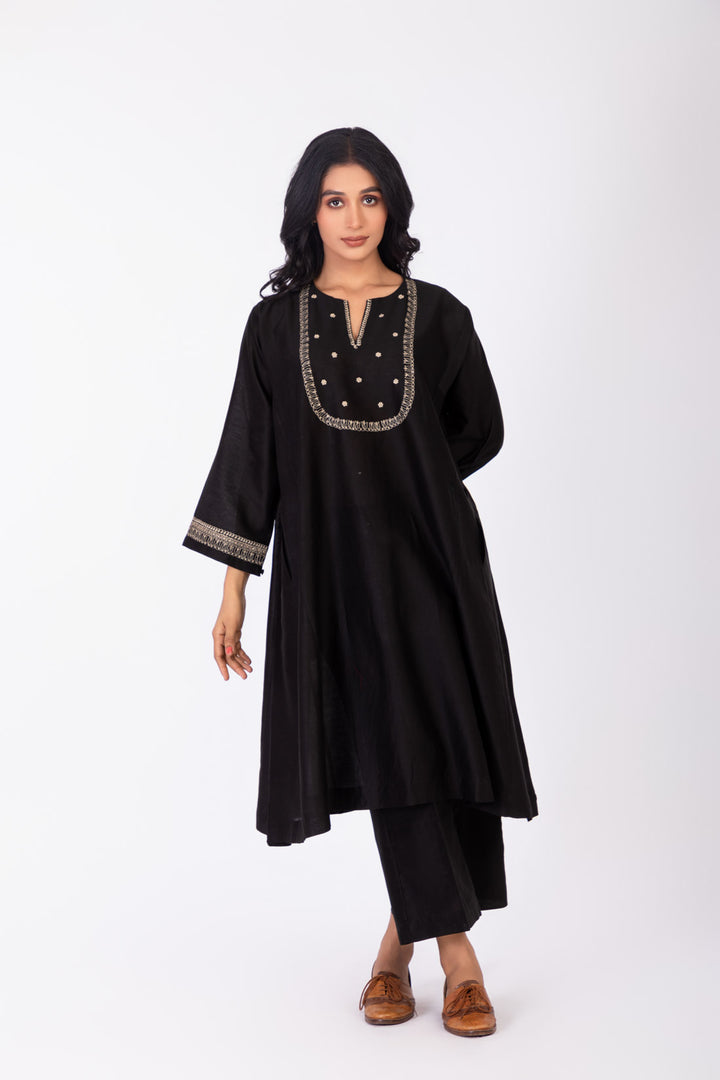 ROSETTE BLACK CHARCOAL INK GABA TUNIC SET
