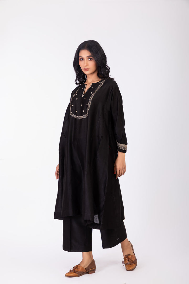 ROSETTE BLACK CHARCOAL INK GABA TUNIC SET