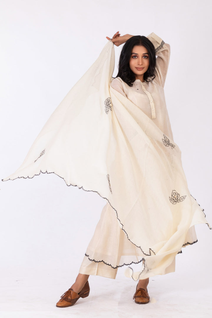 ROSETTE WHITE LILY INK GABA TUNIC SET