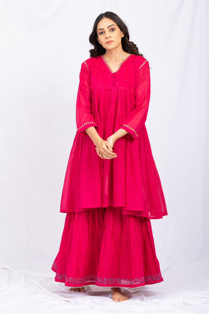 مجموعة راجو شارارا