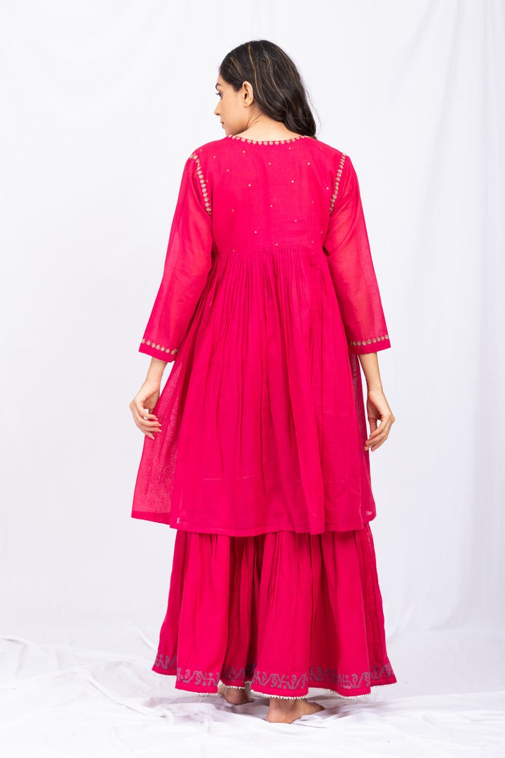 مجموعة راجو شارارا