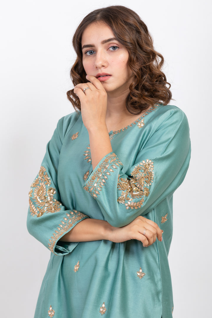 JAYSHREE EMBROIDERED KURTA SET