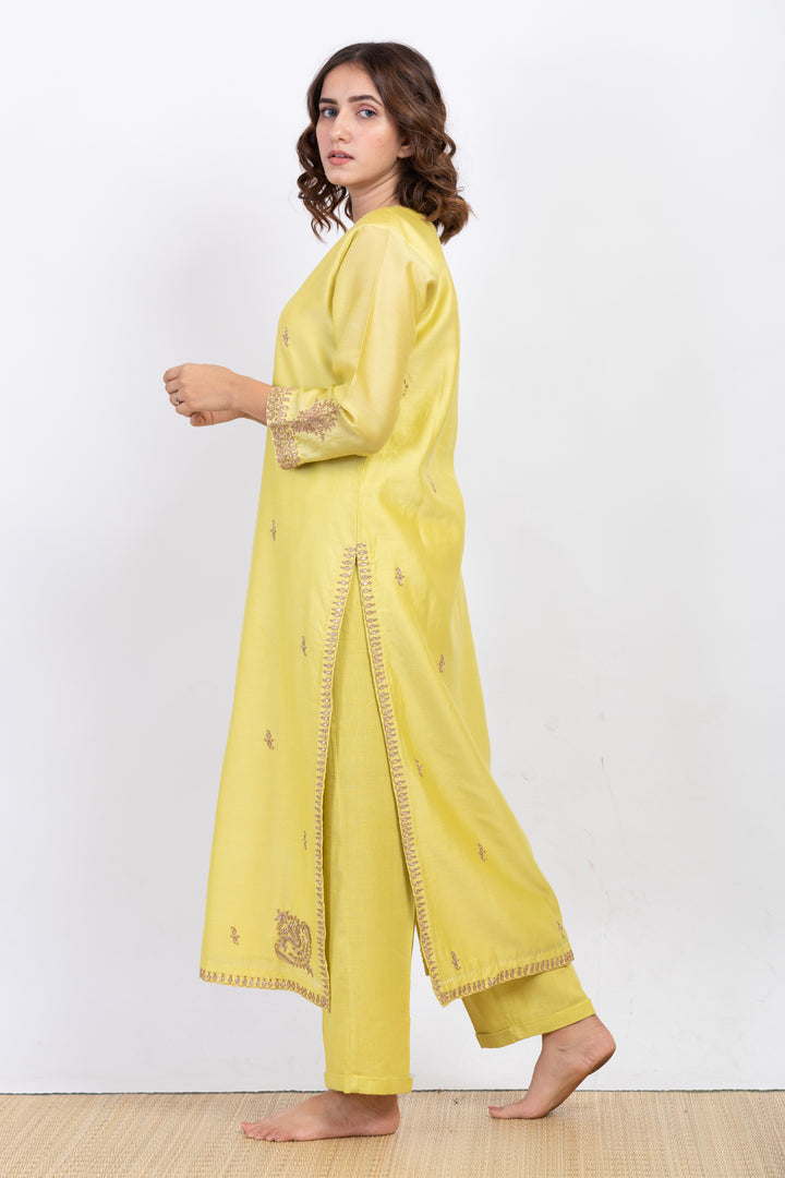 ANUH EMBROIDERED KURTA SET