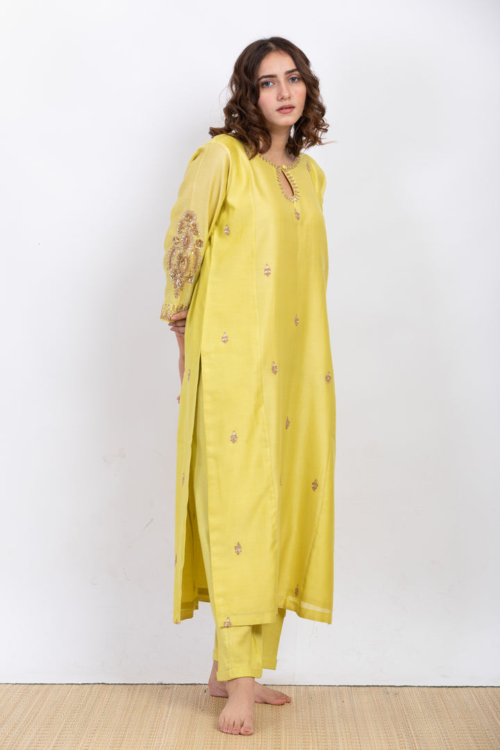 KEERTI EMBROIDERED KURTA SET