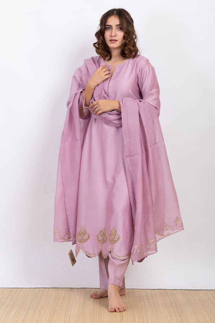 AARJAVE EMBROIDERED KURTA SET