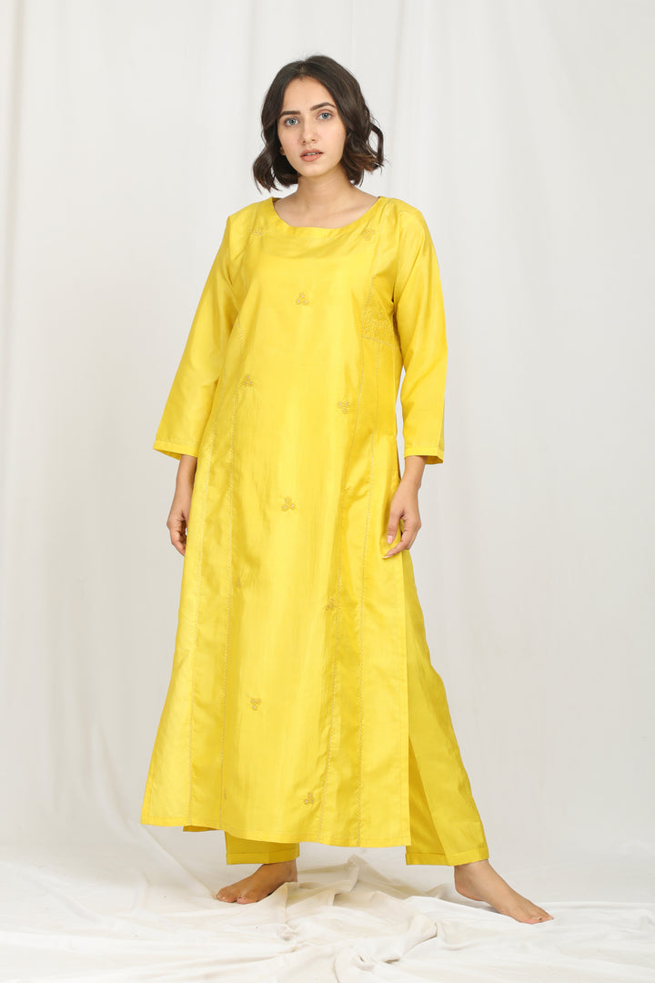 FAIZAH SILK KURTA SET