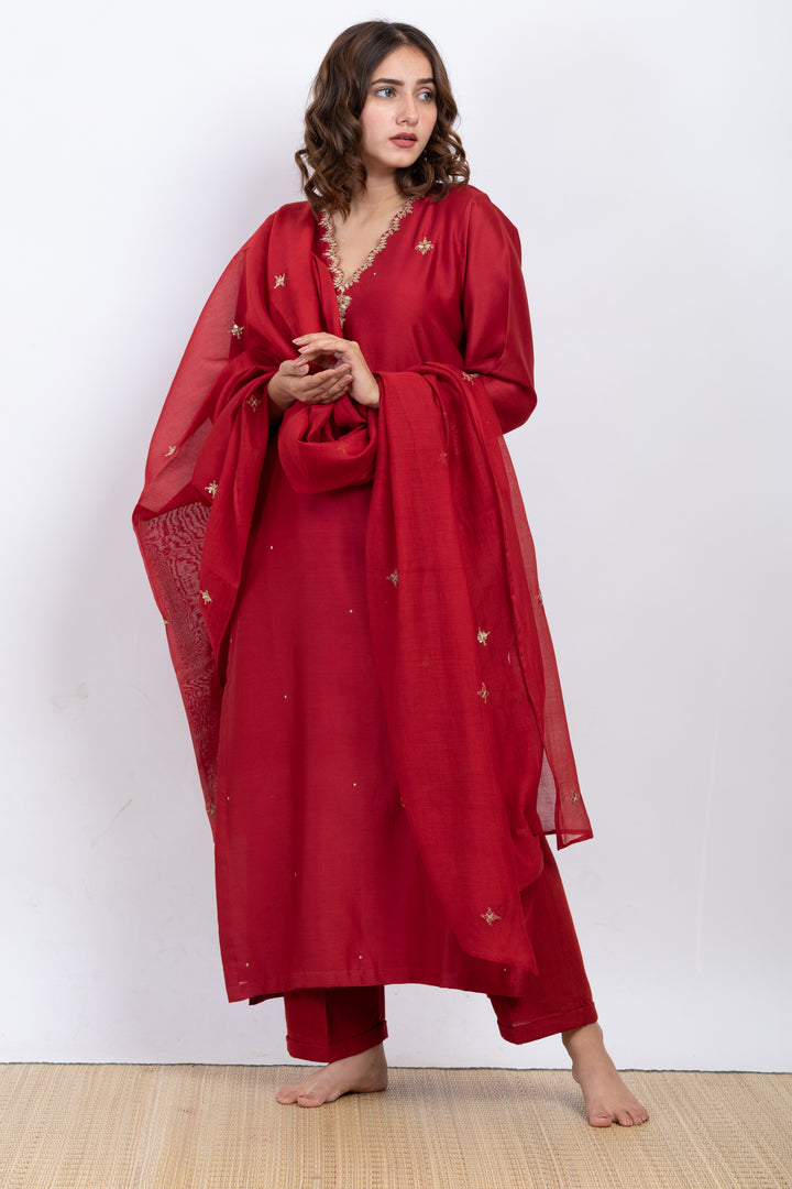 GARGEE EMBROIDERED KURTA SET