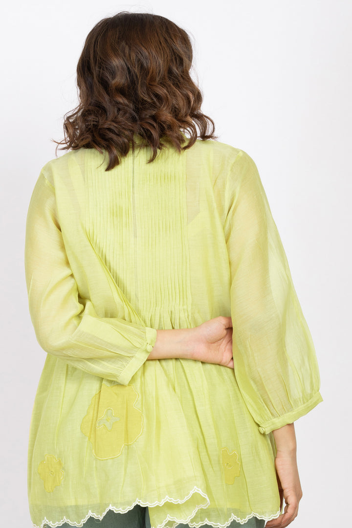 BUTTERCUP SUMMER SHORT TOP