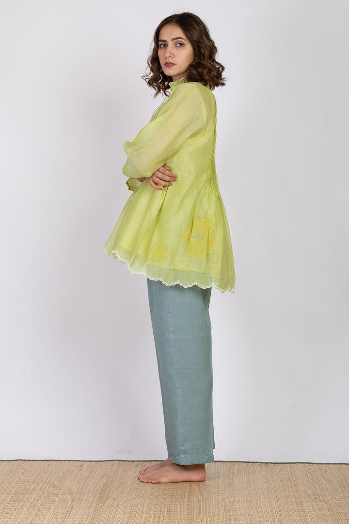 BUTTERCUP SUMMER SHORT TOP