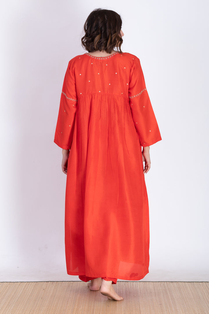 VAMIKA SILK KURTA SET