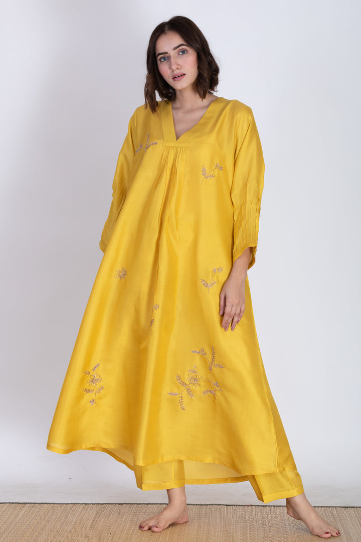 KADEEJAH SILK KURTA SET
