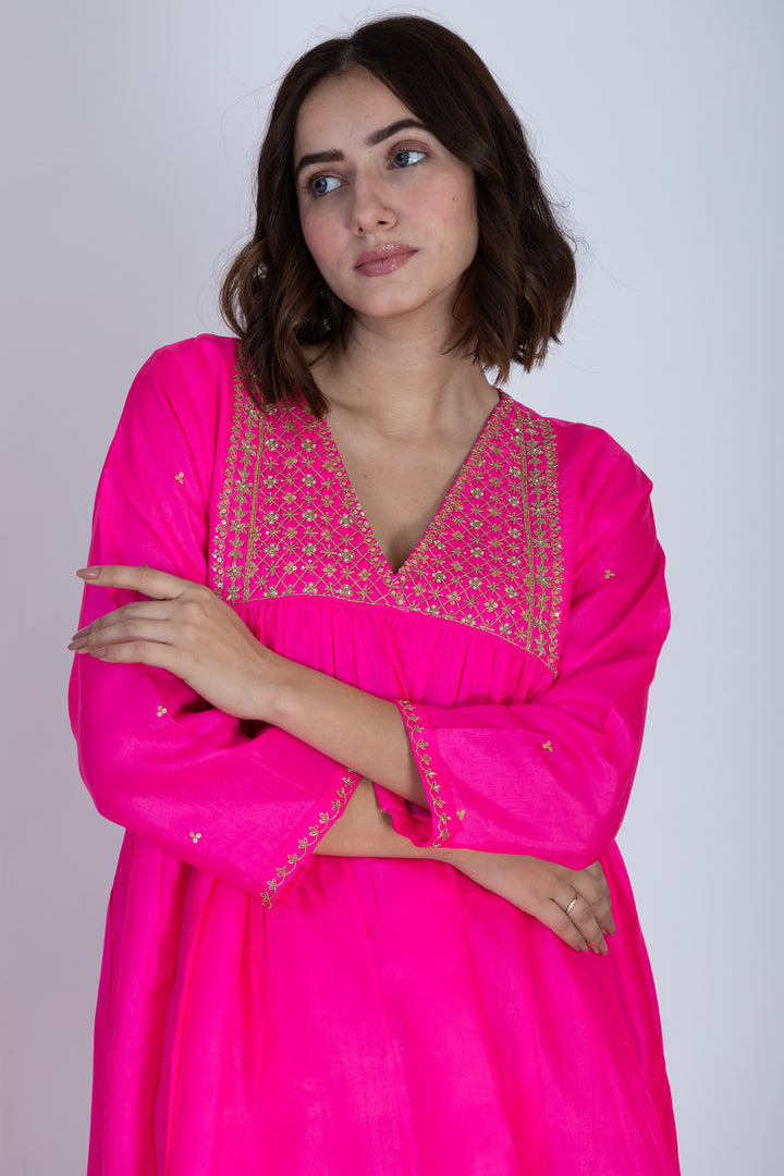 REETI SILK KURTA SET