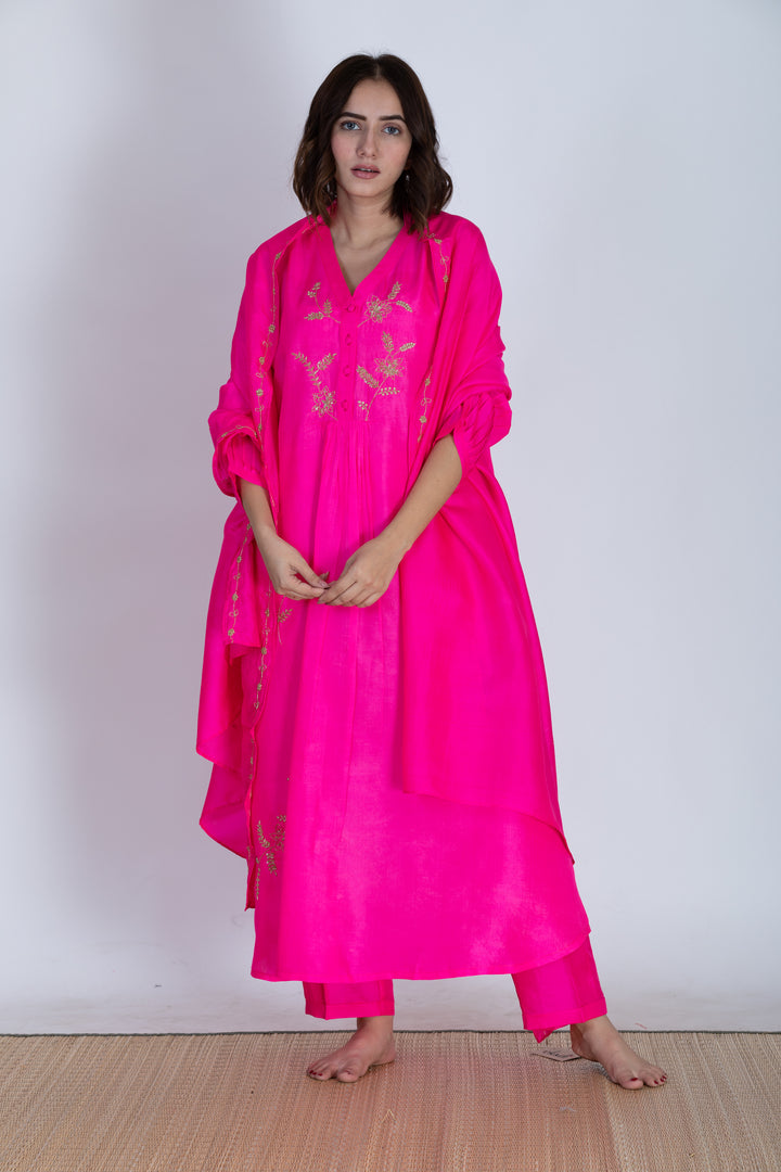 RAAJAVI SILK KURTA SET