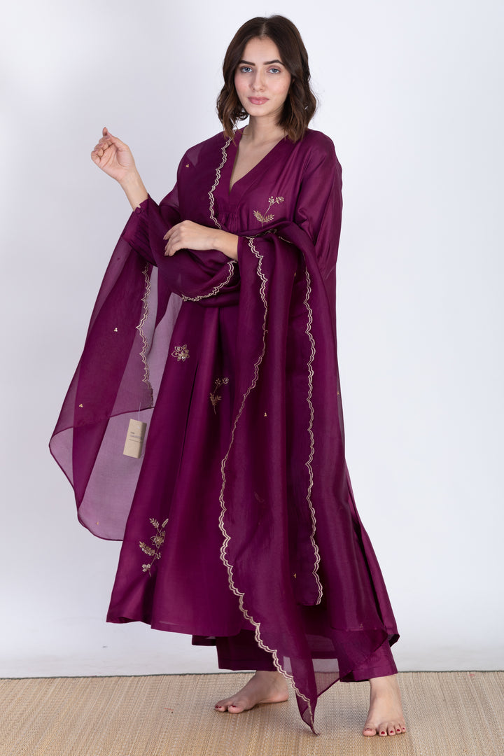 ANEESHA SILK KURTA SET