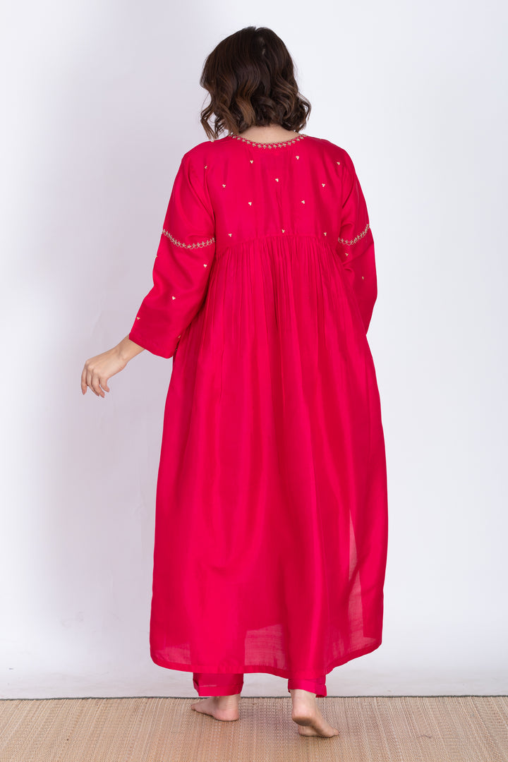 VISHAKHA SILK KURTA SET