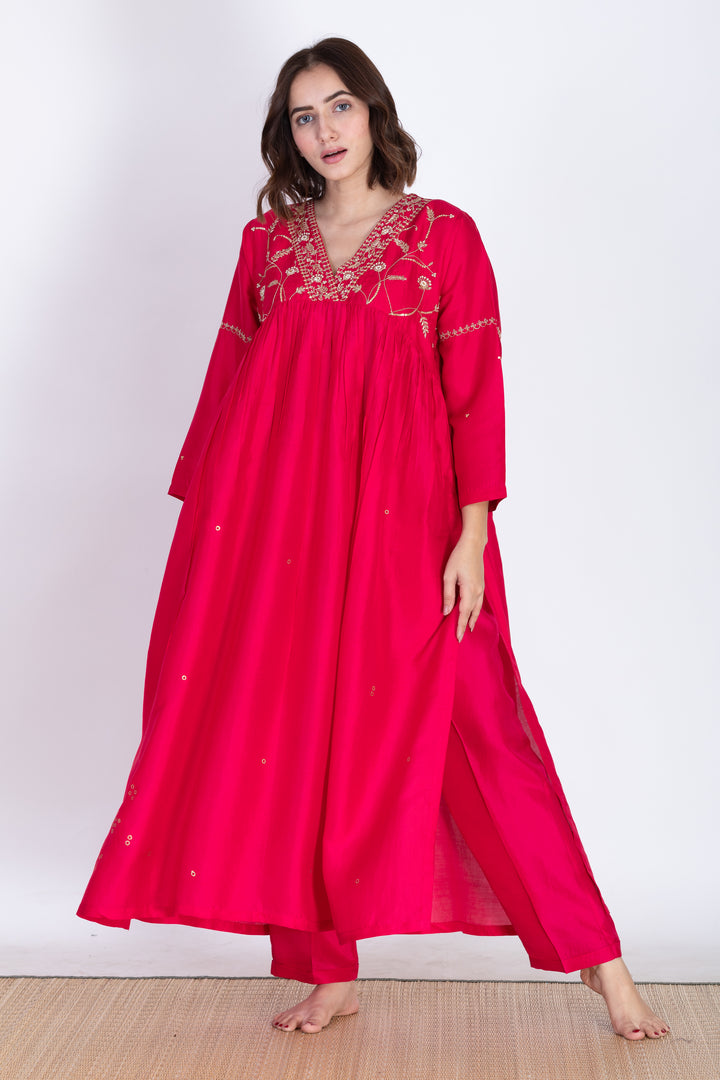 VISHAKHA SILK KURTA SET