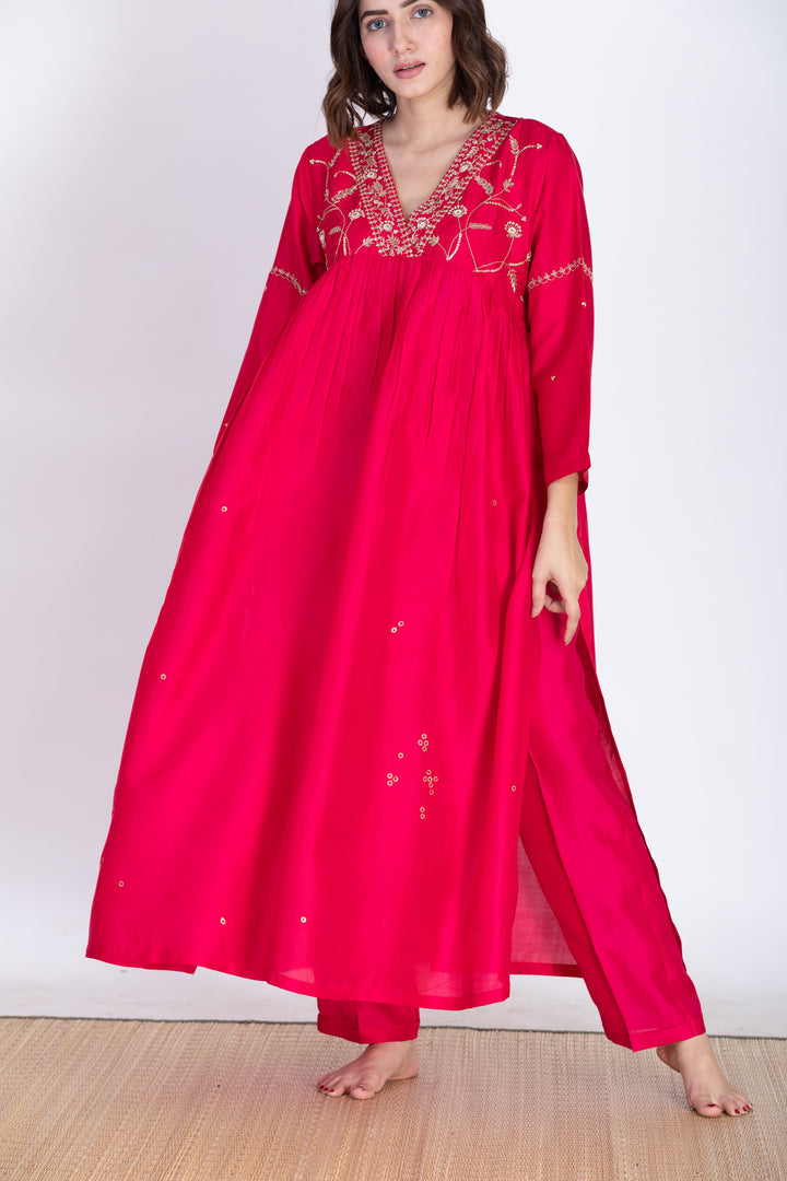 VISHAKHA SILK KURTA SET