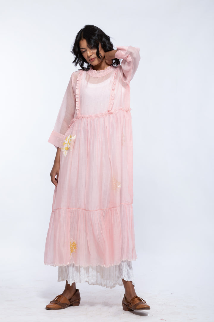 طبقة خارجية من حرير زهرة الزنبق