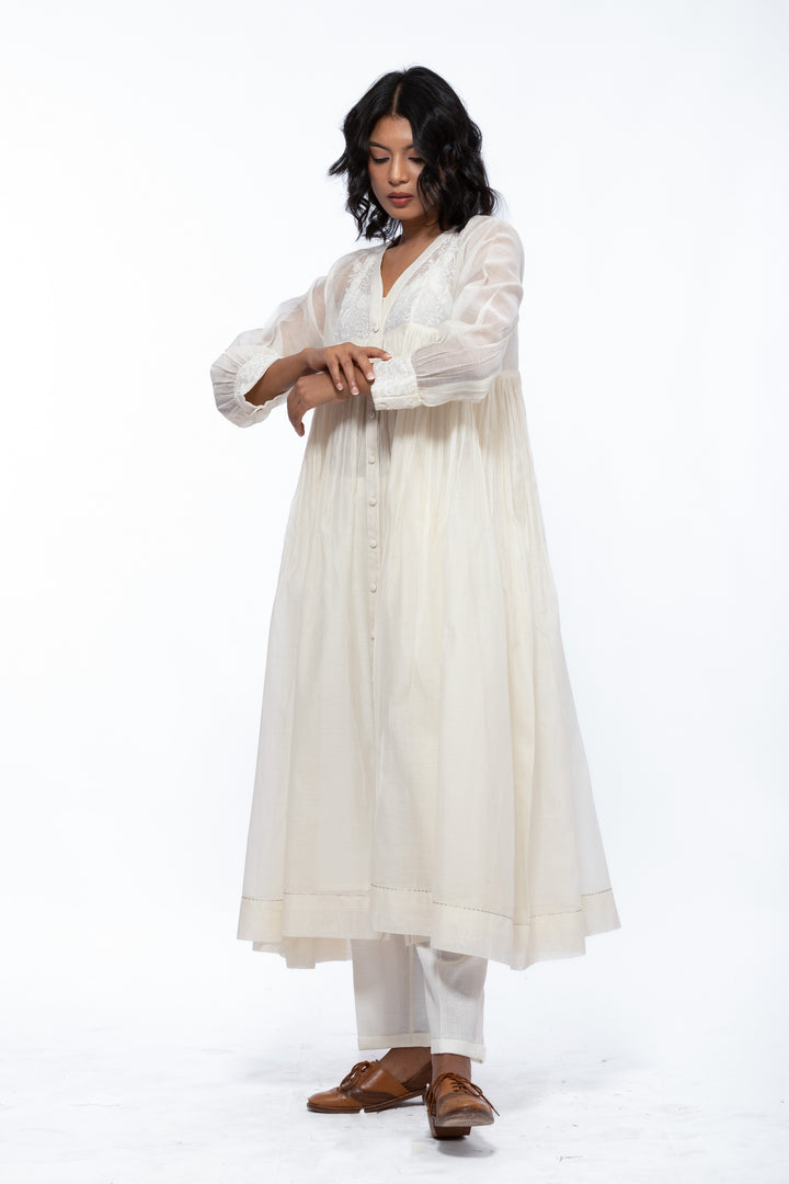 طبقة خارجية من حرير LILY ECRU