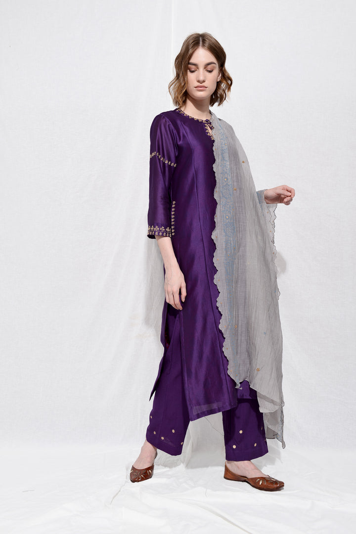 APARNA EMBROIDERED KURTA SET