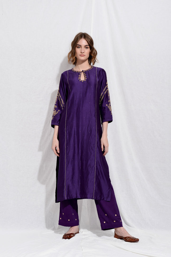 APARNA EMBROIDERED KURTA SET