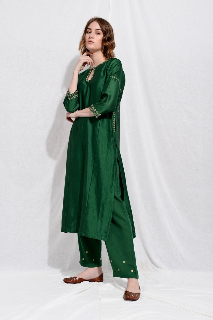KAYARAH EMBROIDERED KURTA SET