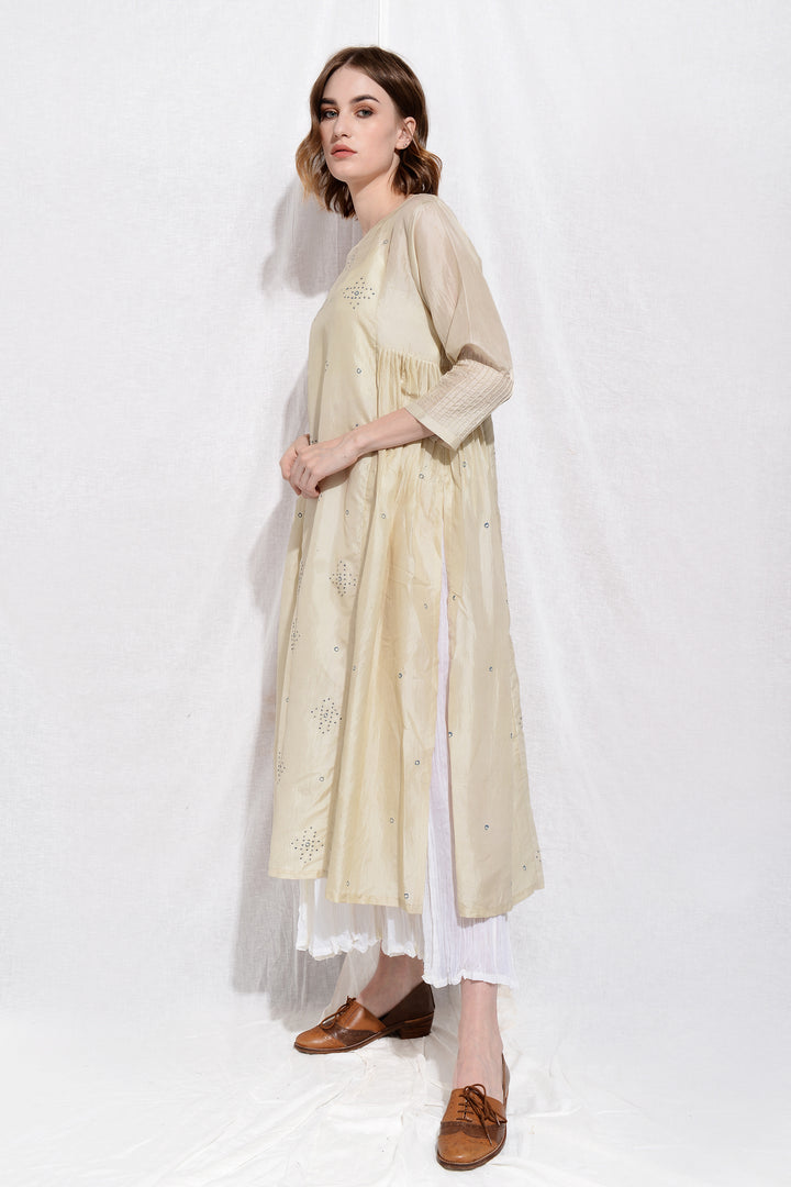 NIYA SILK OVERLAY SET