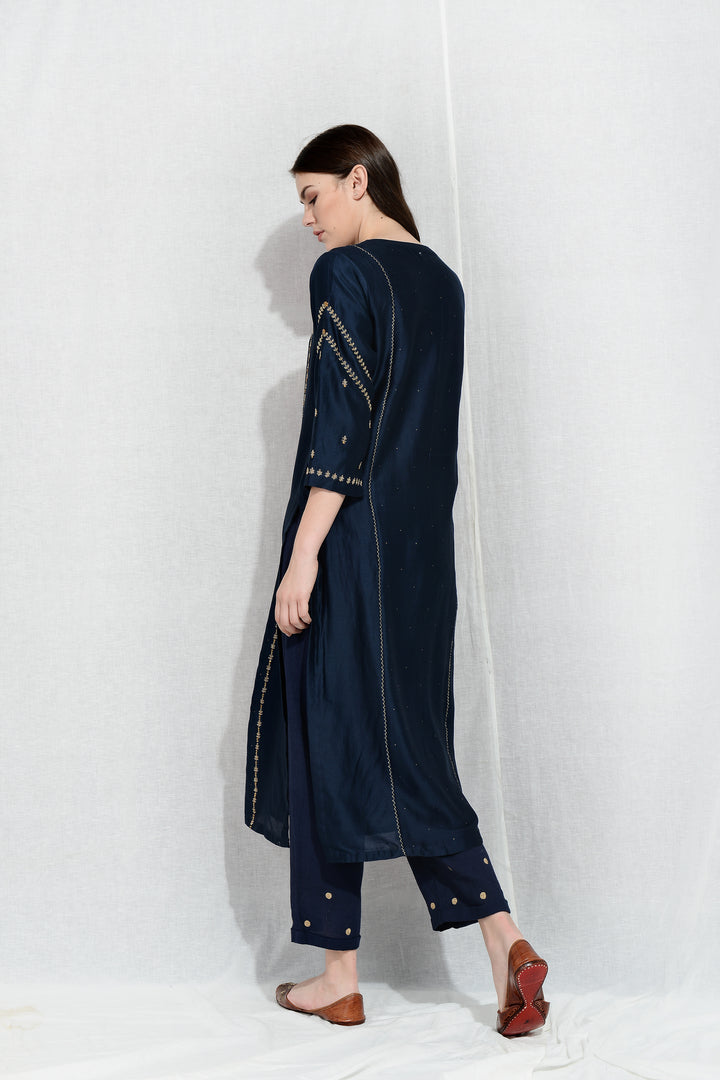 SHRIZA EMBROIDERED KURTA SET