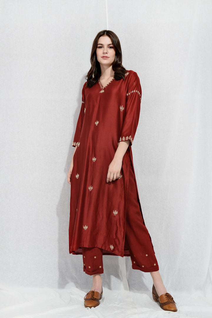 RANJANA EMBROIDERED KURTA SET