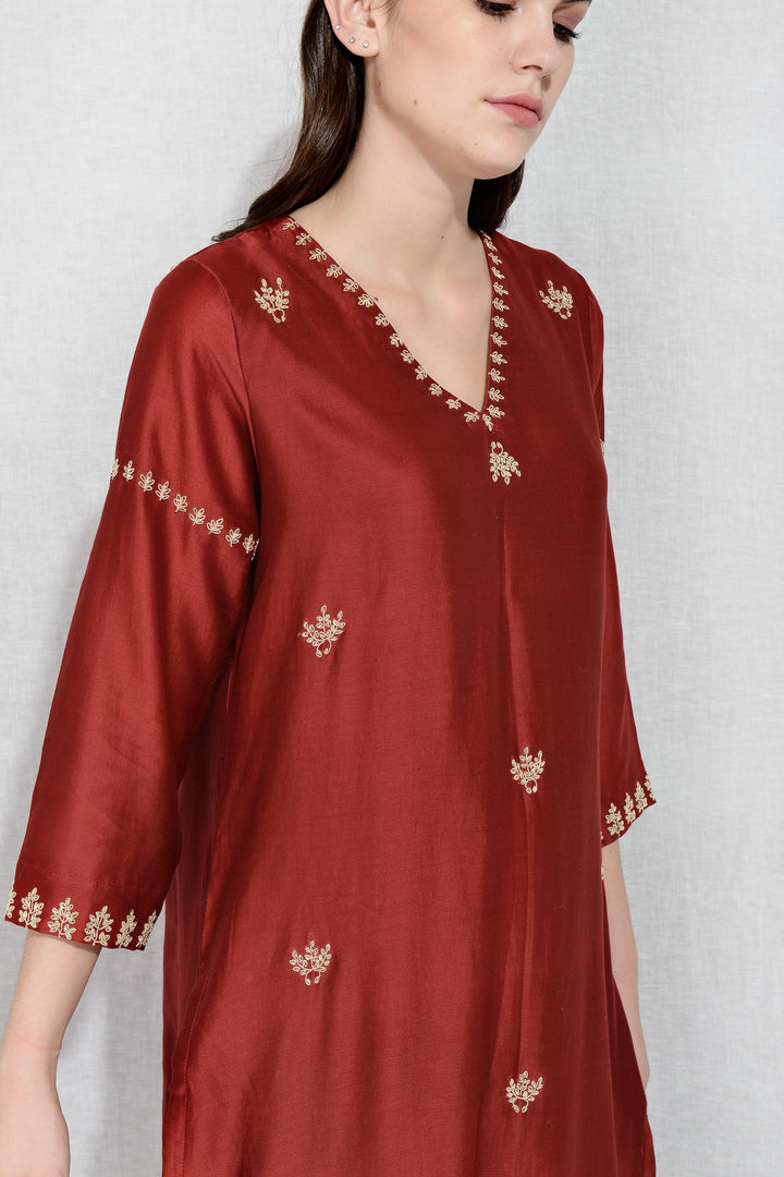 RANJANA EMBROIDERED KURTA SET