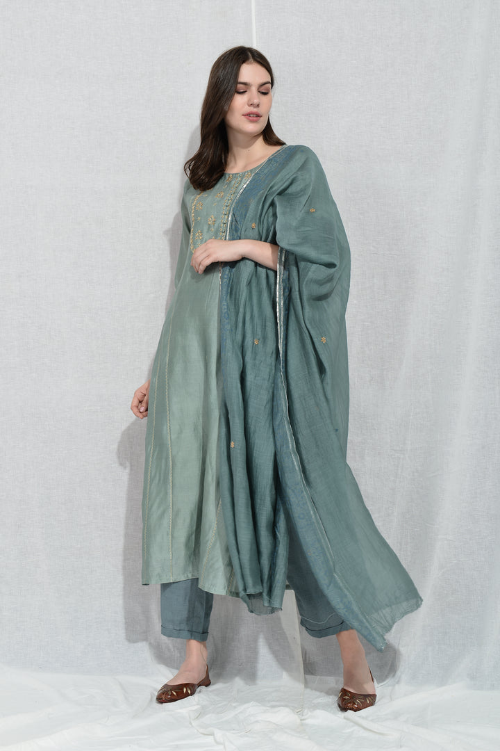 AAMNA EMBROIDERED KURTA SET