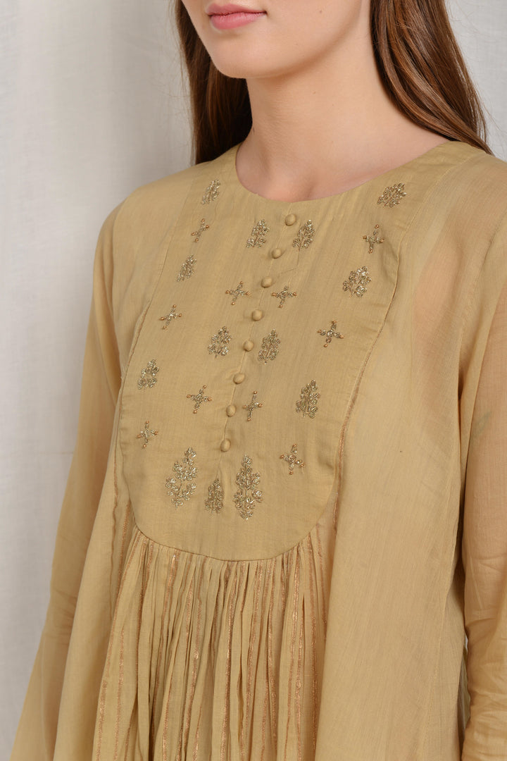 طقم كيديا مطرز كروشا