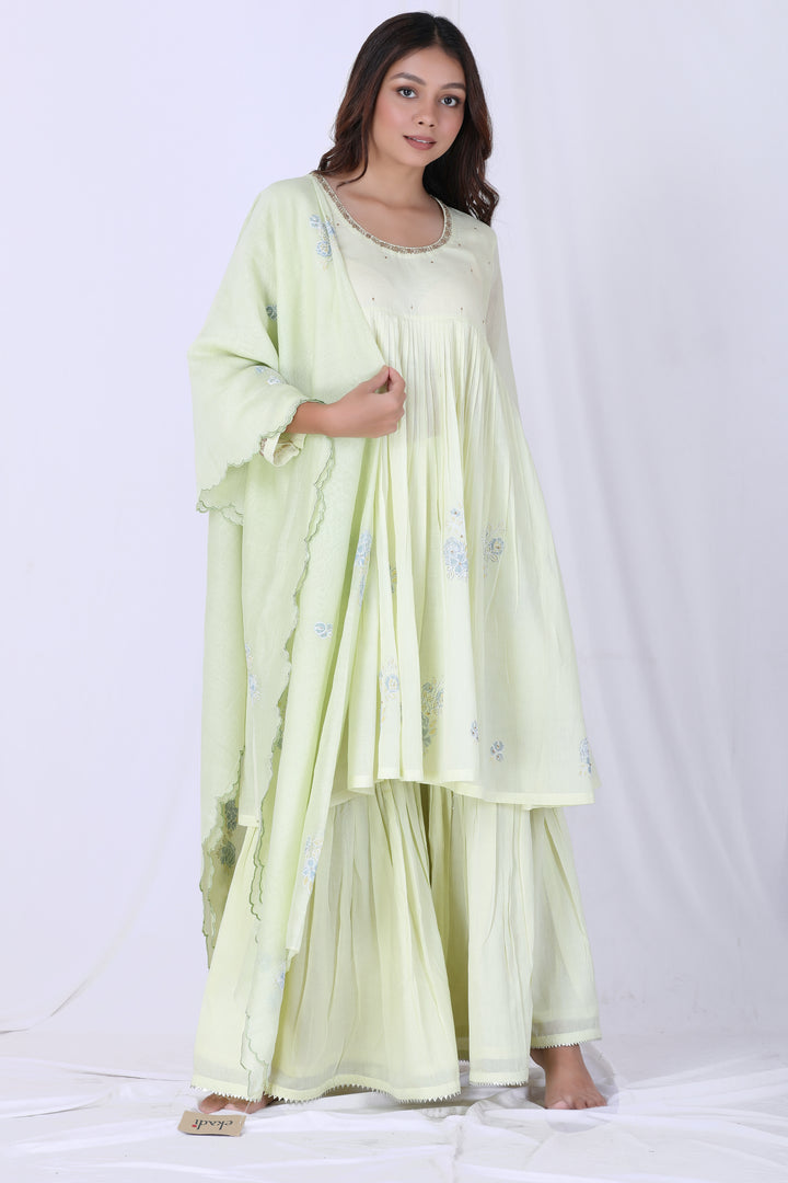 KAASHII SHARARA SET