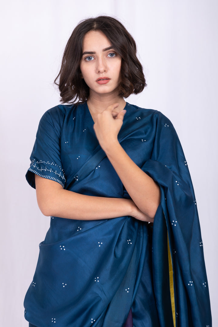 MORAKSHI BANDHANU SILK SAREE SET