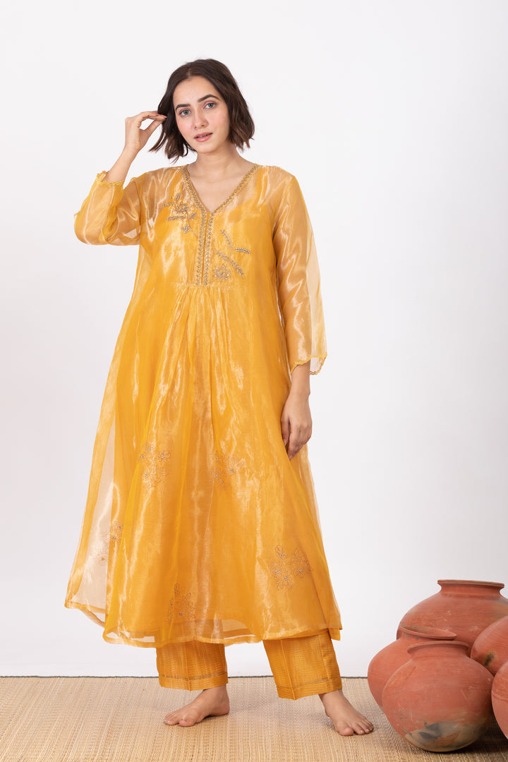 AMALTAAS MITALI TISSUE SILK KURTA SET