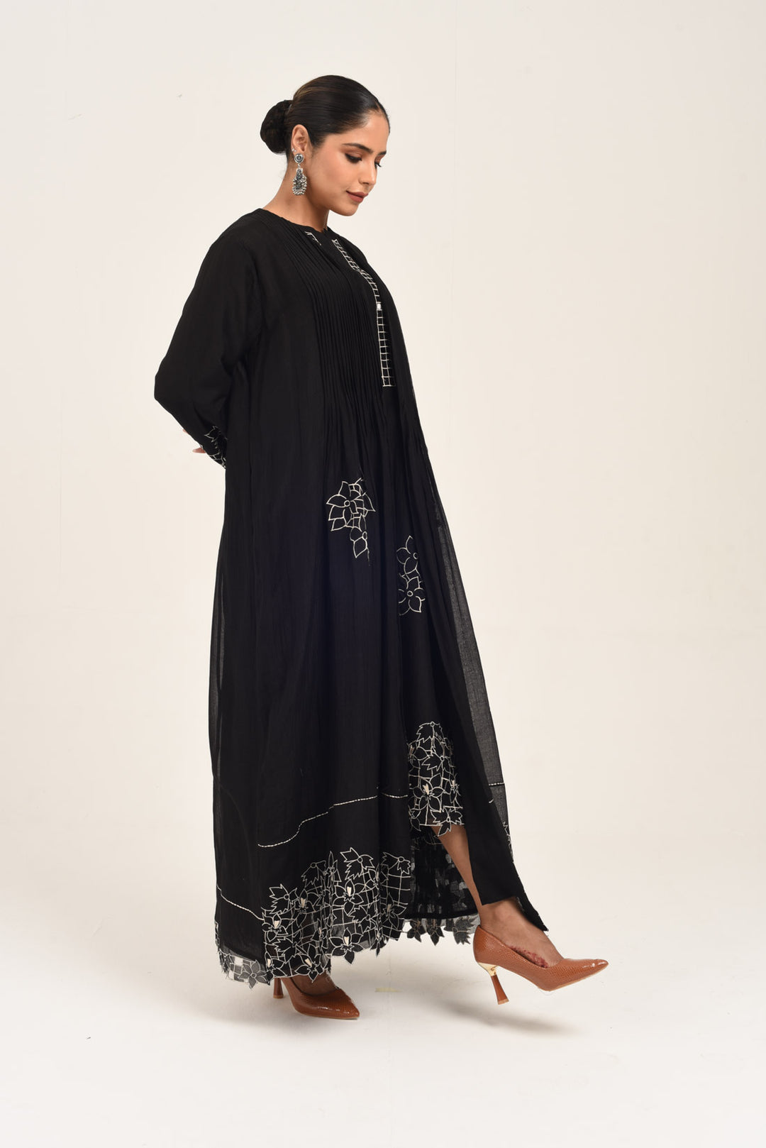 MIRAYA ABAYA AND INNER DRESS