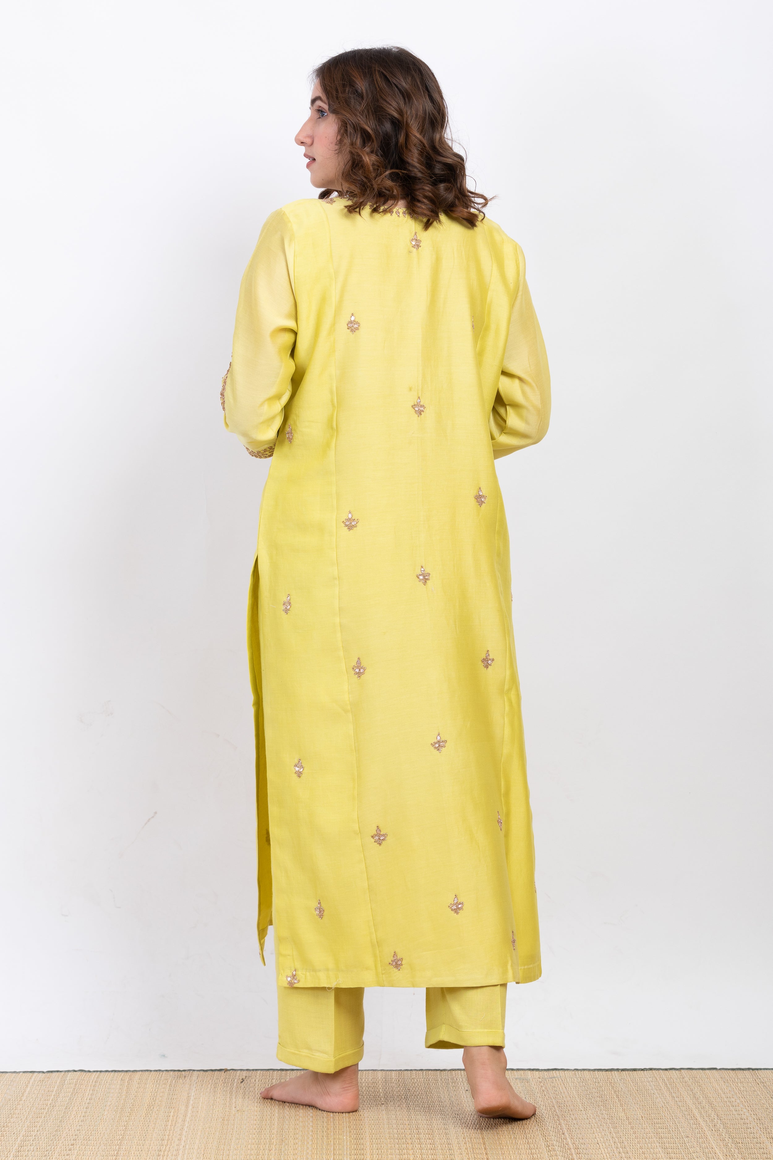 KEERTI EMBROIDERED KURTA SET