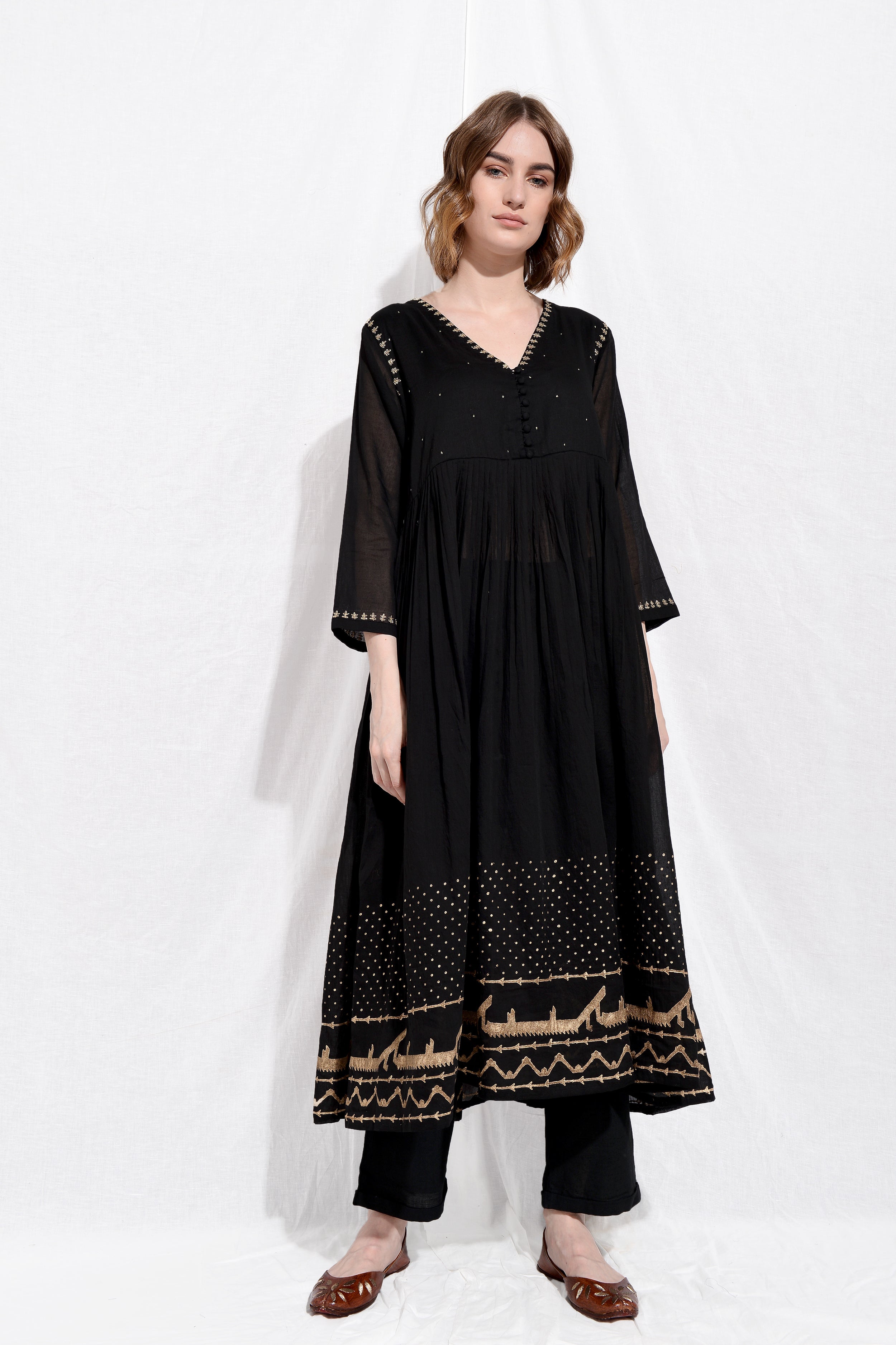 TINA KEDIA EMBROIDERED  SET